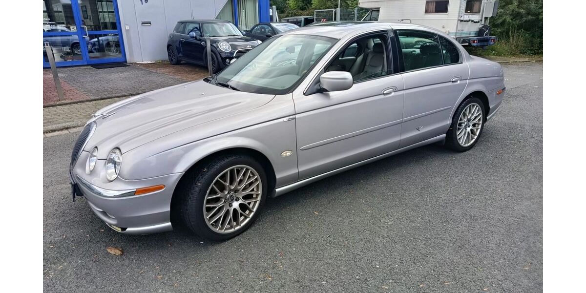 Jaguar S-Type 177.000 km 3.990 &euro; Recklinghausen 45659