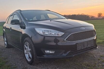 Ford Focus 95.123 km 5.100 &euro; Mettmann 40822