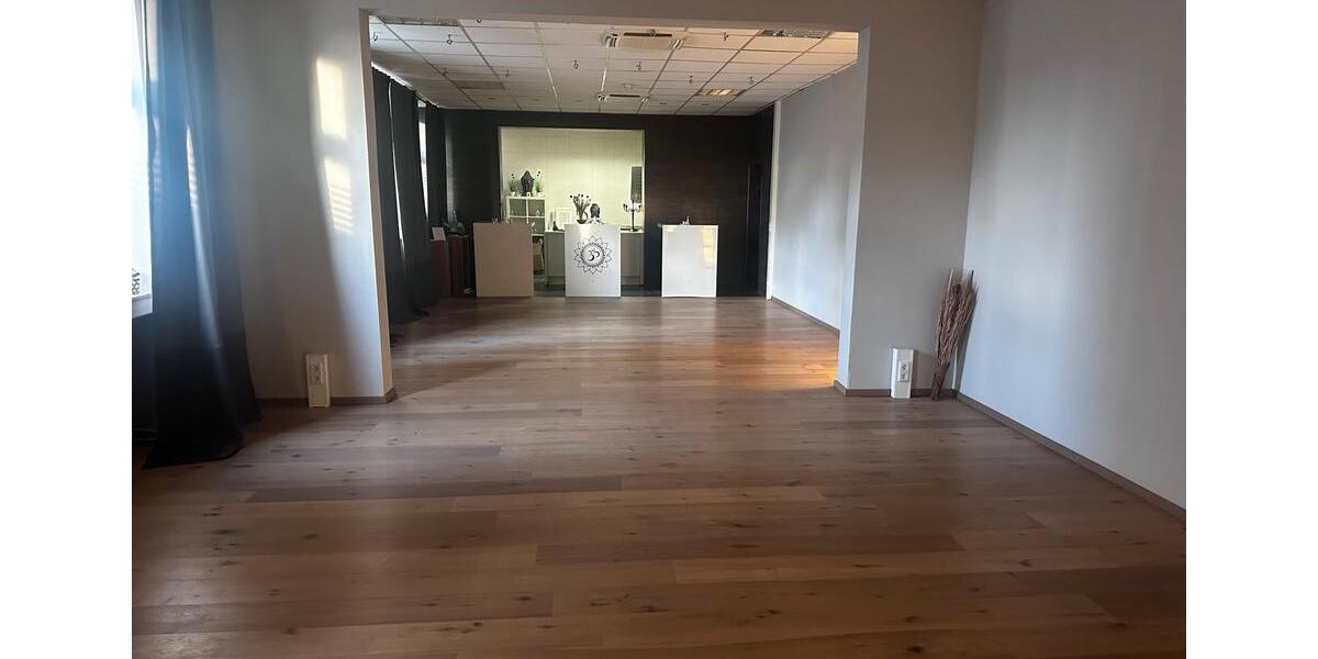 Yogastudio-Räume zur Untervermietung zimmer