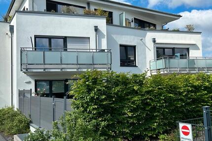 Helle 4-Zimmer Wohnung mit Südbalkon im 1.OG in am Ehrenberg 4 zimmer