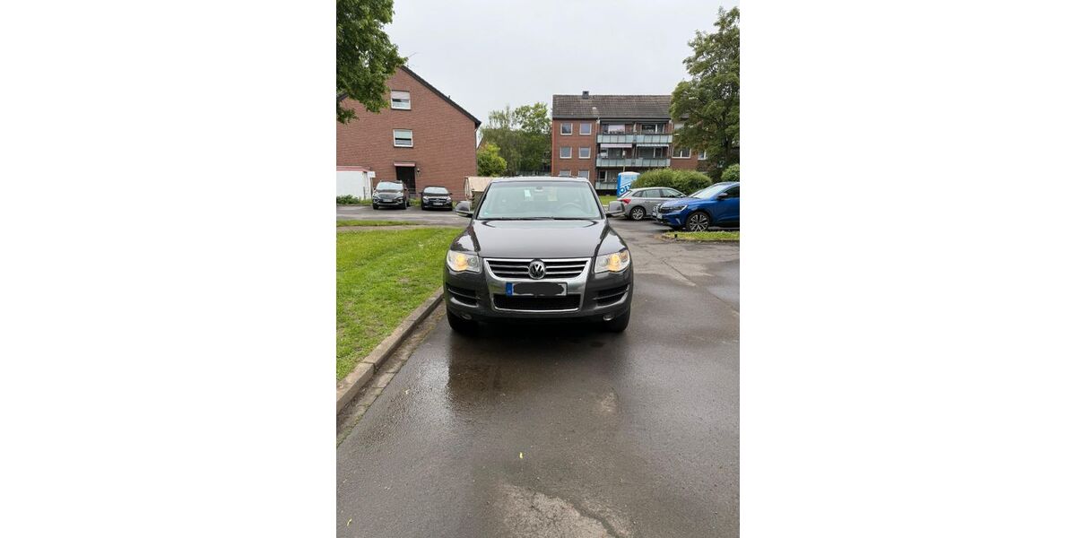 VW Touareg 363.000 km 3.400 &euro; Duisburg 47178