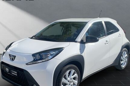 Toyota Aygo (X) 30.000 km 14.941 &euro; Duisburg 47055