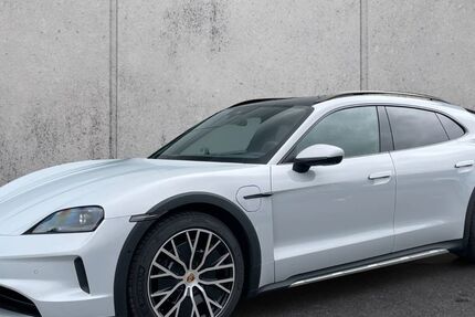 Porsche Taycan 22.977 km 82.750 &euro; Recklinghausen 45665