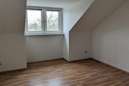 Wohnung Duisburg Huckingen - 1 Zimmer, 28 m&sup2;, 330&euro; | Angebot:25297428
