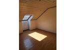 Dachgeschoßwohnung Duisburg Ruhrort - 4 Zimmer, 95 m&sup2;, 149.000&euro; | Angebot:26178480