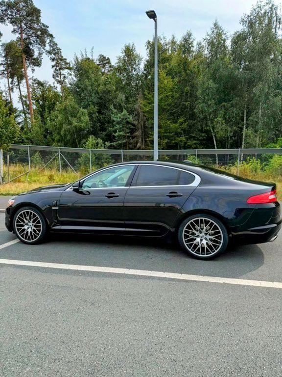 XF