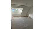 Dachgeschoßwohnung Duisburg Mittelmeiderich - 3.5 Zimmer, 73 m&sup2;, 508&euro; | Angebot:26234164