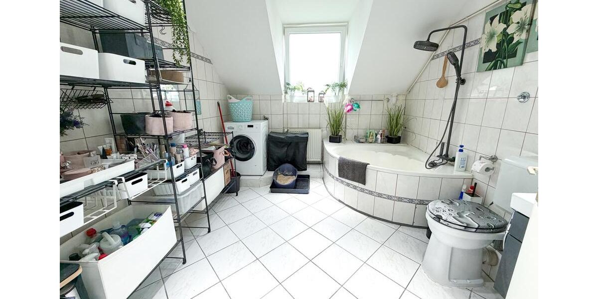 Etagenwohnung Wuppertal Sedansberg - 4 Zimmer, 105 m&sup2;, 200.000&euro; | Angebot:27144730