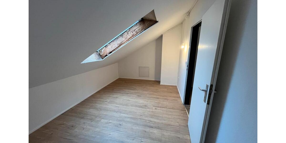 Reihenhaus Dorsten - 8 Zimmer, 183 m&sup2;, 329.000&euro; | Angebot:26578917