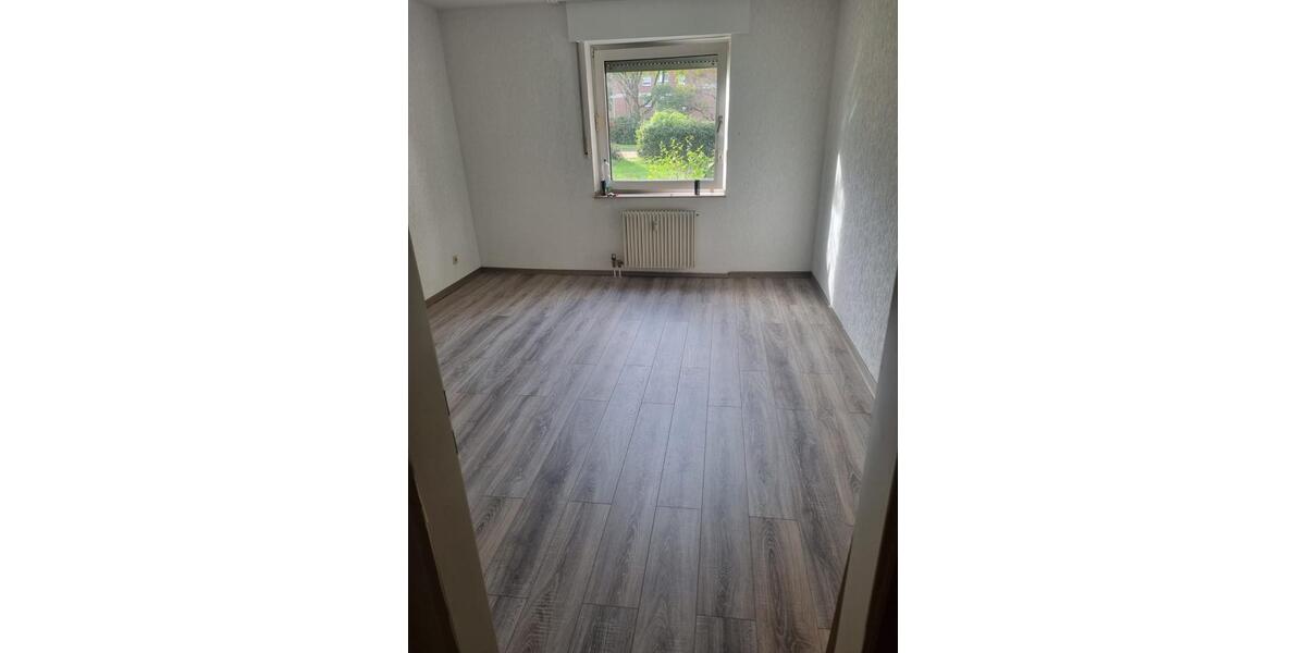 Erdgeschoßwohnung Duisburg Huckingen - 2 Zimmer, 66 m&sup2;, 139.000&euro; | Angebot:26135796