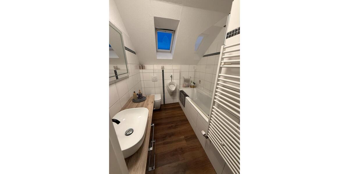 Dachgeschoßwohnung Herten - 4 Zimmer, 82 m&sup2;, 580&euro; | Angebot:26321206