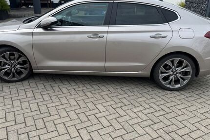 Hyundai i30 55.000 km 14.900 &euro; Castrop Rauxel 44575