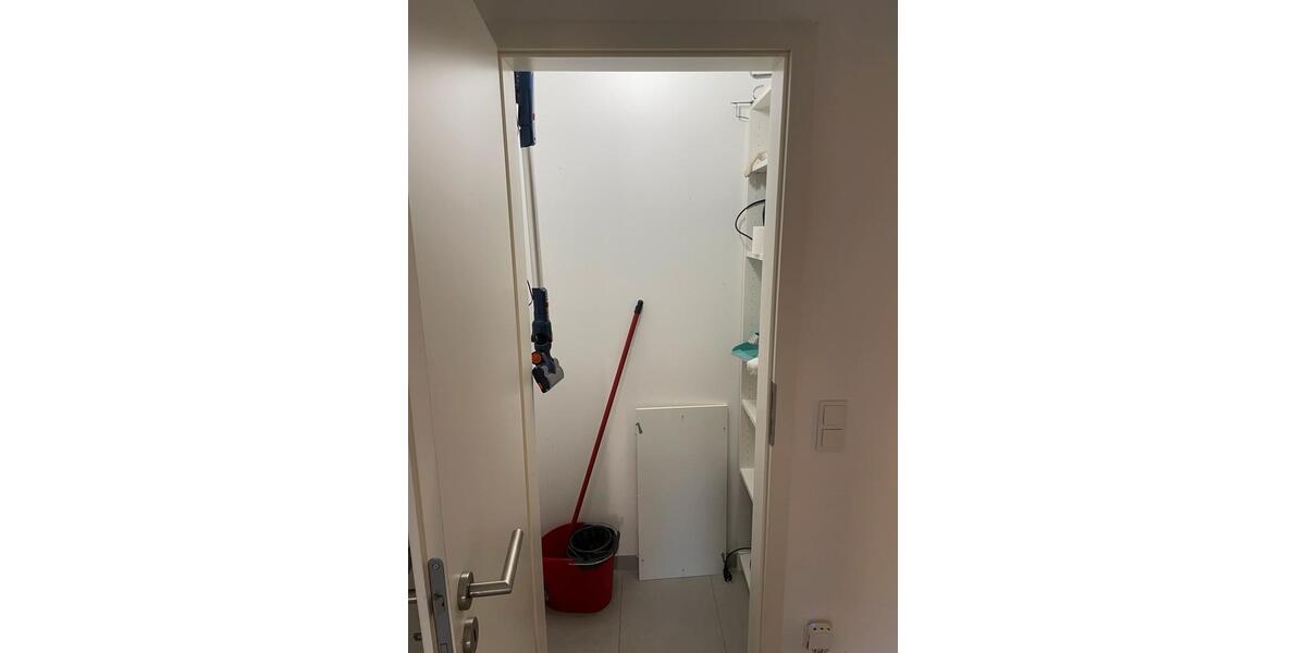 Etagenwohnung Essen Stadtkern - 2 Zimmer, 38 m&sup2;, 700&euro; | Angebot:24859447