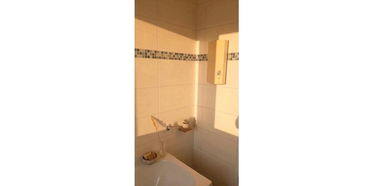Etagenwohnung Gelsenkirchen Ückendorf - 4 Zimmer, 75 m&sup2;, 562&euro; | Angebot:26350540