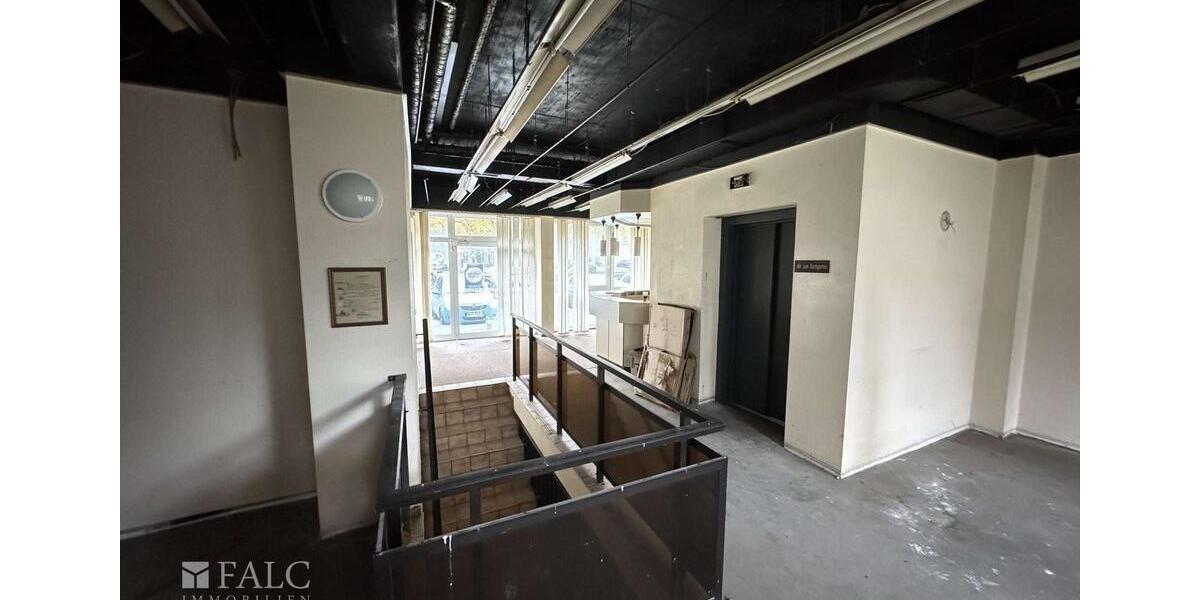 Gewerbeeinheit mit großem Potenzial – Ehemals als Bäder-Rehazentrum genutzt zimmer