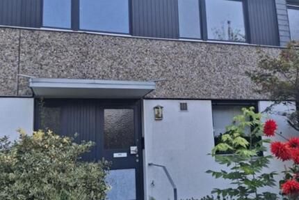 Charmantes Reihenmittelhaus in Duisburg-Großenbaum 4 zimmer