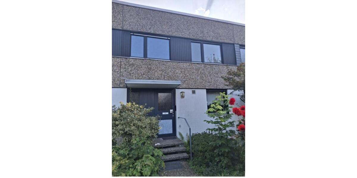 Charmantes Reihenmittelhaus in Duisburg-Großenbaum 4 zimmer