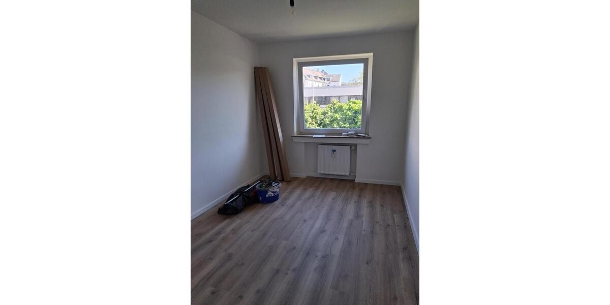 Etagenwohnung Duisburg Duisburg-Mitte - 3 Zimmer, 79 m&sup2;, 850&euro; | Angebot:26399334