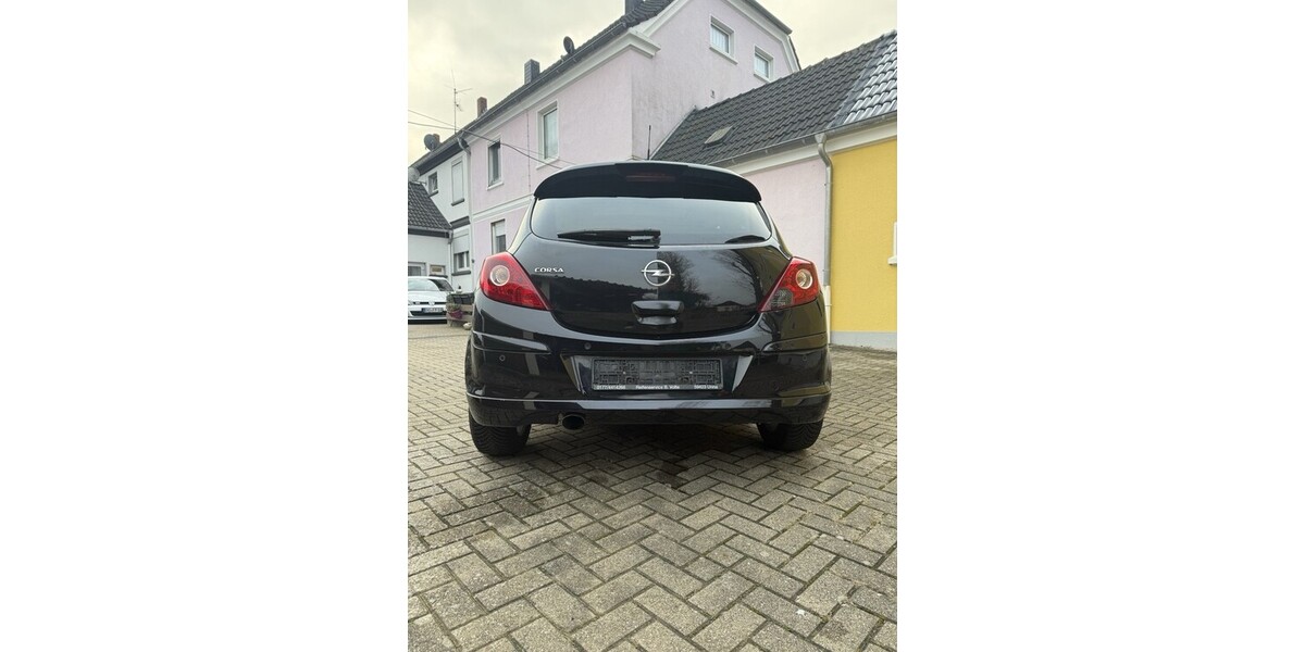 Opel Corsa D 144.000 km 3.799 &euro; Dortmund 44135