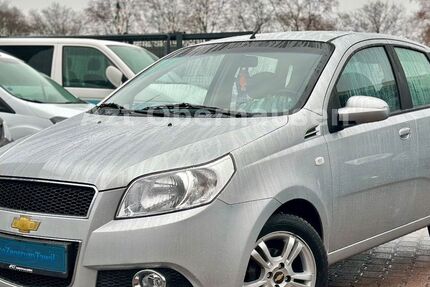 Chevrolet Aveo 57.000 km 5.990 &euro; Oberhausen 46049