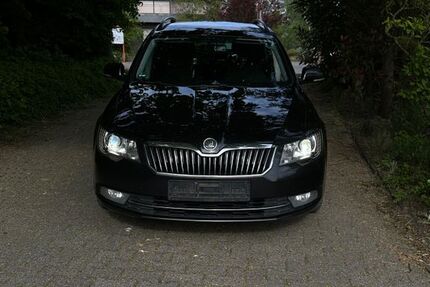 Skoda Superb 485.000 km 3.900 &euro; Dinslaken 46539