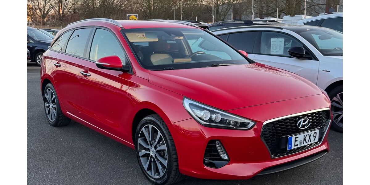 Hyundai i30 54.000 km 10.990 &euro; Essen 45326