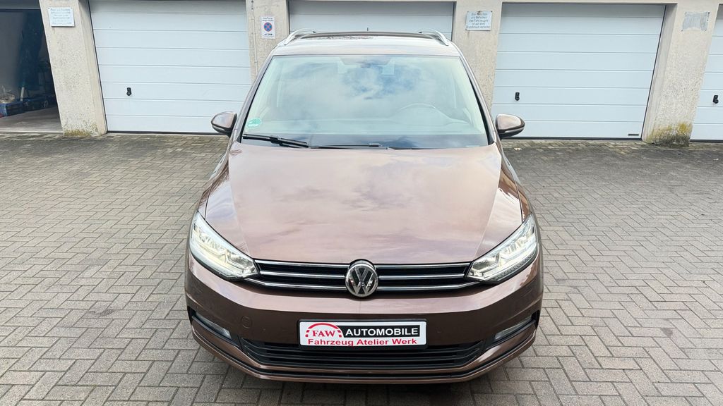 VW Touran 200.000 km 11.899 &euro; Essen 45356