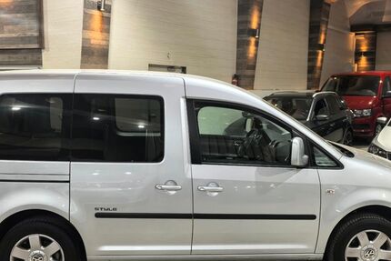VW Caddy 183.311 km 6.500 &euro; Voerde 46562