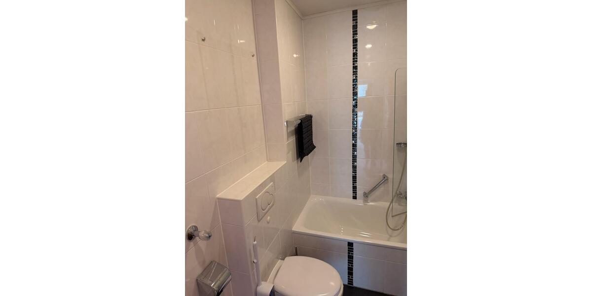 Dachgeschoßwohnung Dortmund Huckarde - 3 Zimmer, 82 m&sup2;, 195.000&euro; | Angebot:27075726