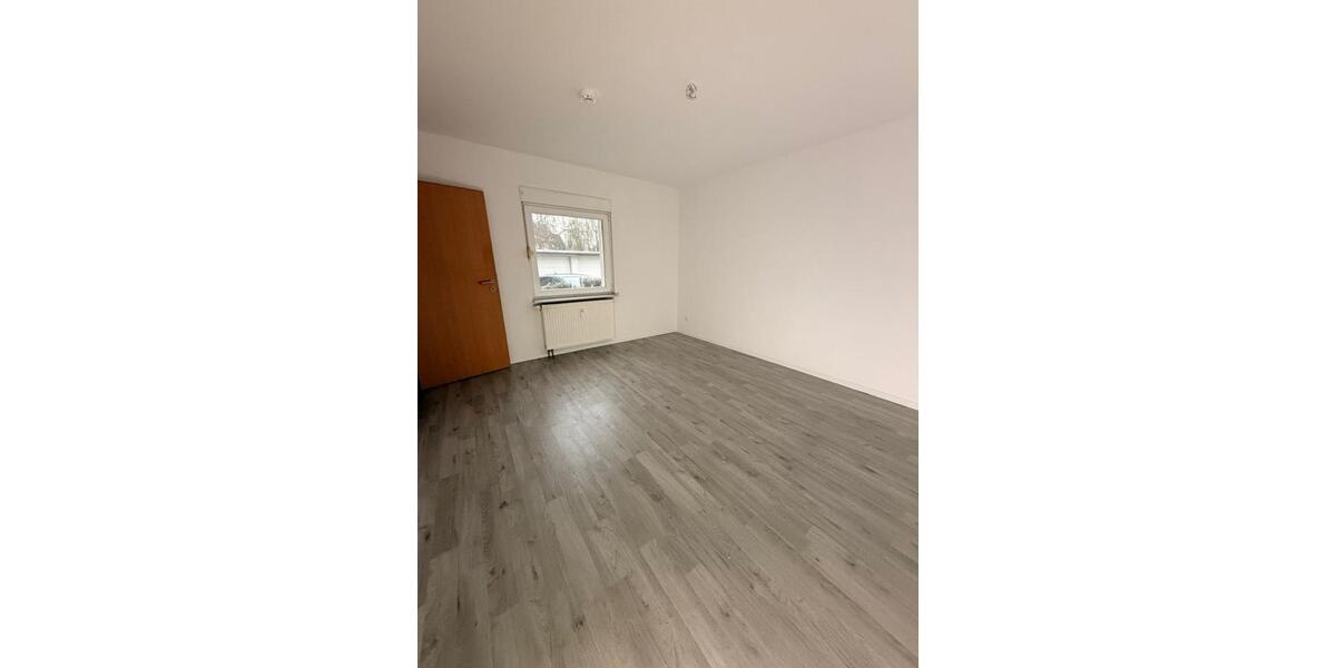 Großzügige 2 Zimmer Wohnung mit Wohnküche & Balkon 2 zimmer