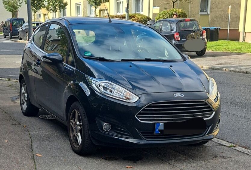 Ford Fiesta 93.500 km 4.900 € Gelsenkirchen 45892