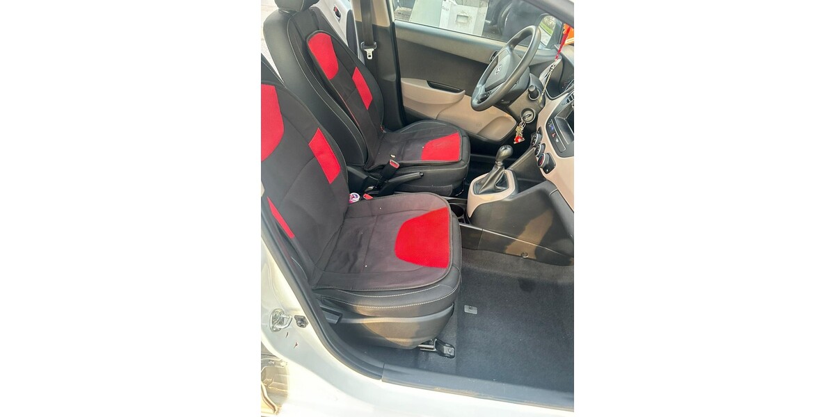 Hyundai i10 65.000 km 4.500 € Essen 45121