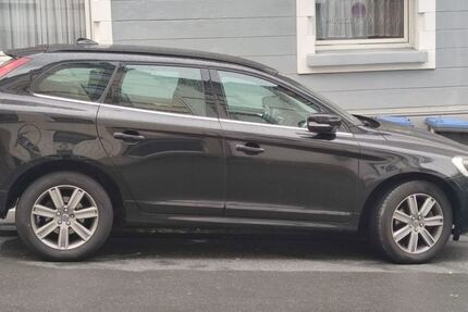 Volvo XC60 136.000 km 16.500 &euro; Wuppertal 42277
