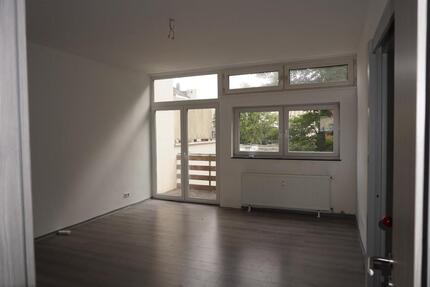 ZU VERMIETEN Erdgeschosswohnung 100qm *5Zimmer*FischertalBarmen* 5 zimmer