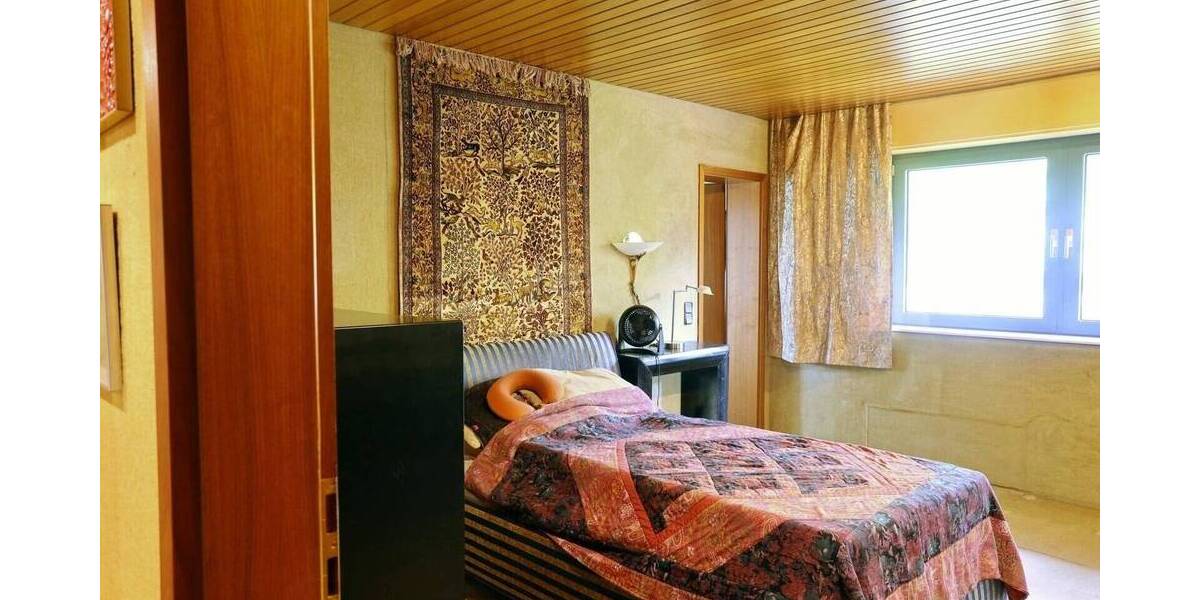 Zweifamilienhaus mit Einliegerwohnung in ruhiger Lage 6 zimmer