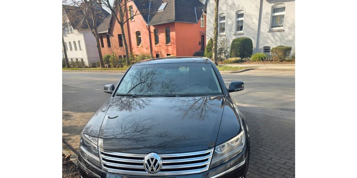 VW Phaeton 205.466 km 8.700 &euro; Essen 45327