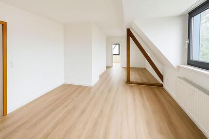 Renovierte 4,5-Zimmer Wohnung im Dachgeschoss 4 zimmer