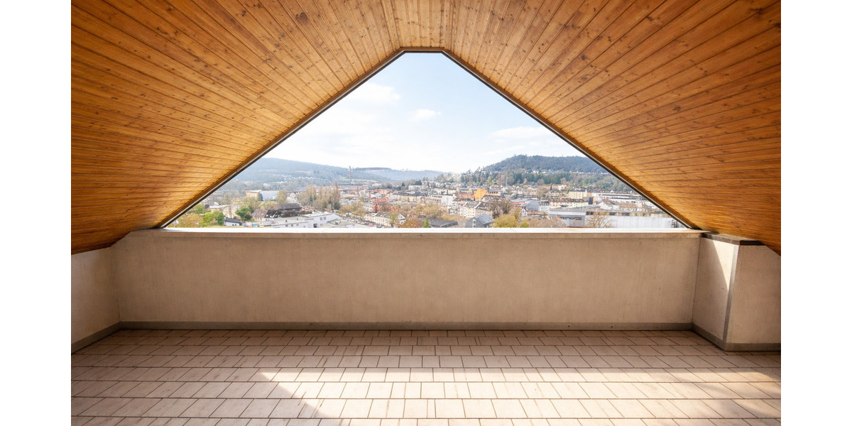 Etagenwohnung Wuppertal Langerfeld - 4 Zimmer, 134 m&sup2;, 999&euro; | Angebot:25643815