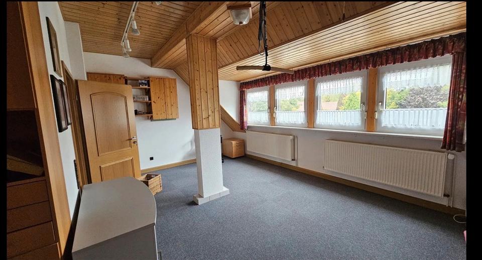 Dachgeschoßwohnung Herne Wanne-Bickern - 4.5 Zimmer, 107 m&sup2;, 950&euro; | Angebot:25304459