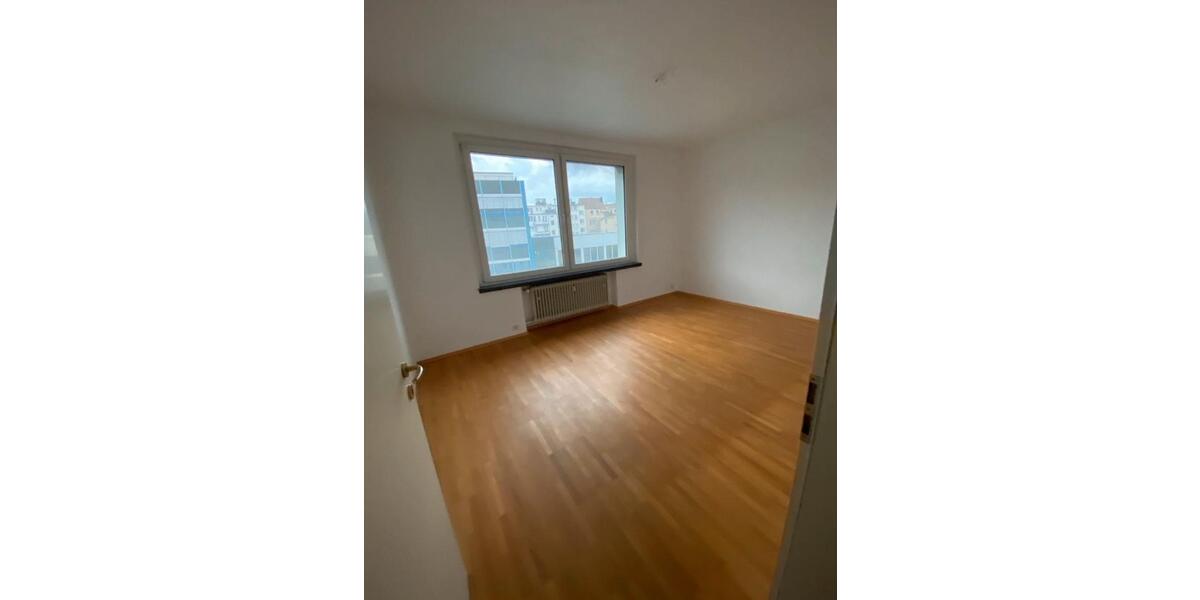 Etagenwohnung Dortmund Hombruch - 3 Zimmer, 92 m&sup2;, 1.200&euro; | Angebot:25168916