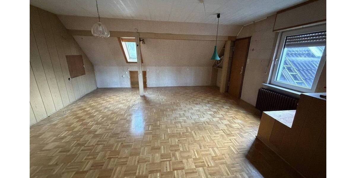 Einfamilienhaus Witten Mitte - 8 Zimmer, 213 m&sup2;, 369.000&euro; | Angebot:26908891