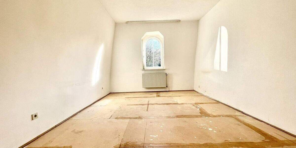 Etagenwohnung Schwelm - 4 Zimmer, 126 m&sup2;, 167.000&euro; | Angebot:25245264