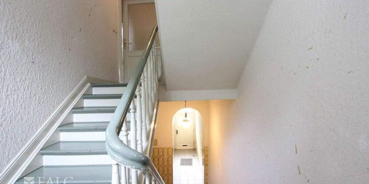 Reihenmittelhaus Oberhausen - Sterkrade Sterkrade-Mitte - 1 Zimmer, 300 m&sup2;, 369.000&euro; | Angebot:21504558