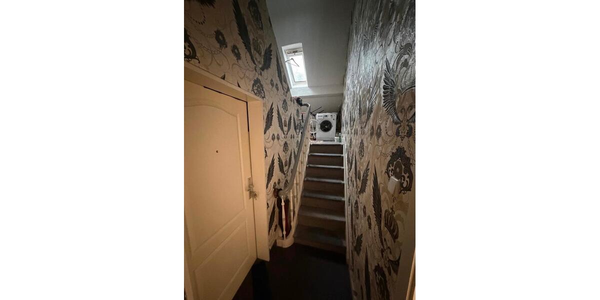 Dachgeschoßwohnung Velbert - 2 Zimmer, 80 m&sup2;, 90.000&euro; | Angebot:27426897