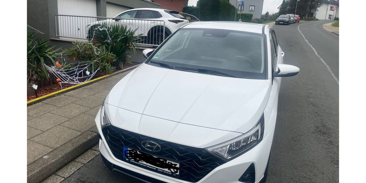 Hyundai i20 72.500 km 13.000 € Velbert 42553