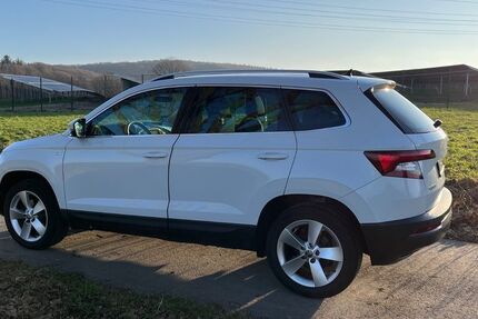 Skoda Karoq 107.211 km 13.900 &euro; Velbert 42553
