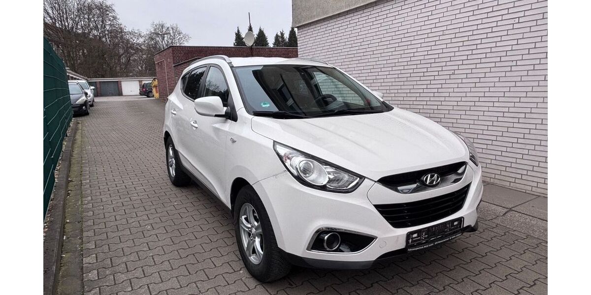 Hyundai ix35 180.000 km 5.600 &euro; Essen 45143