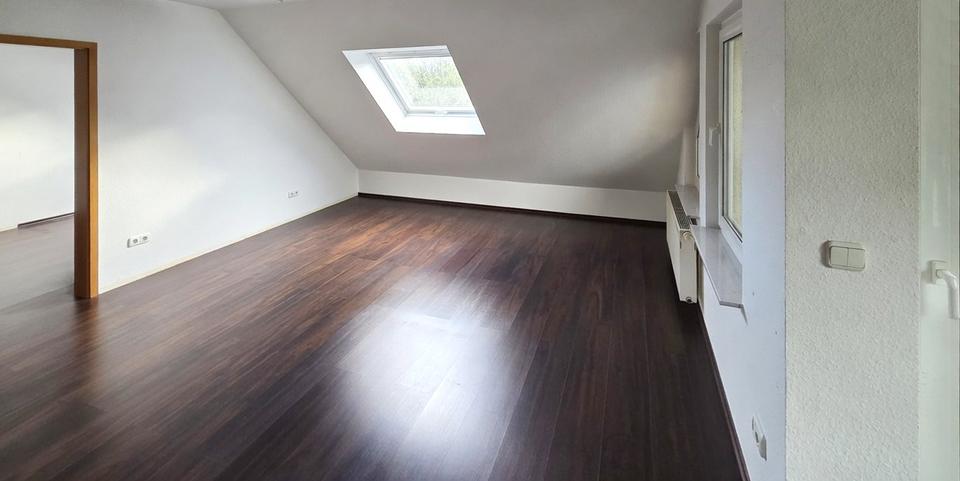Dachgeschoßwohnung Bochum Bochum-Nord - 2.5 Zimmer, 72 m&sup2;, 680&euro; | Angebot:26459516