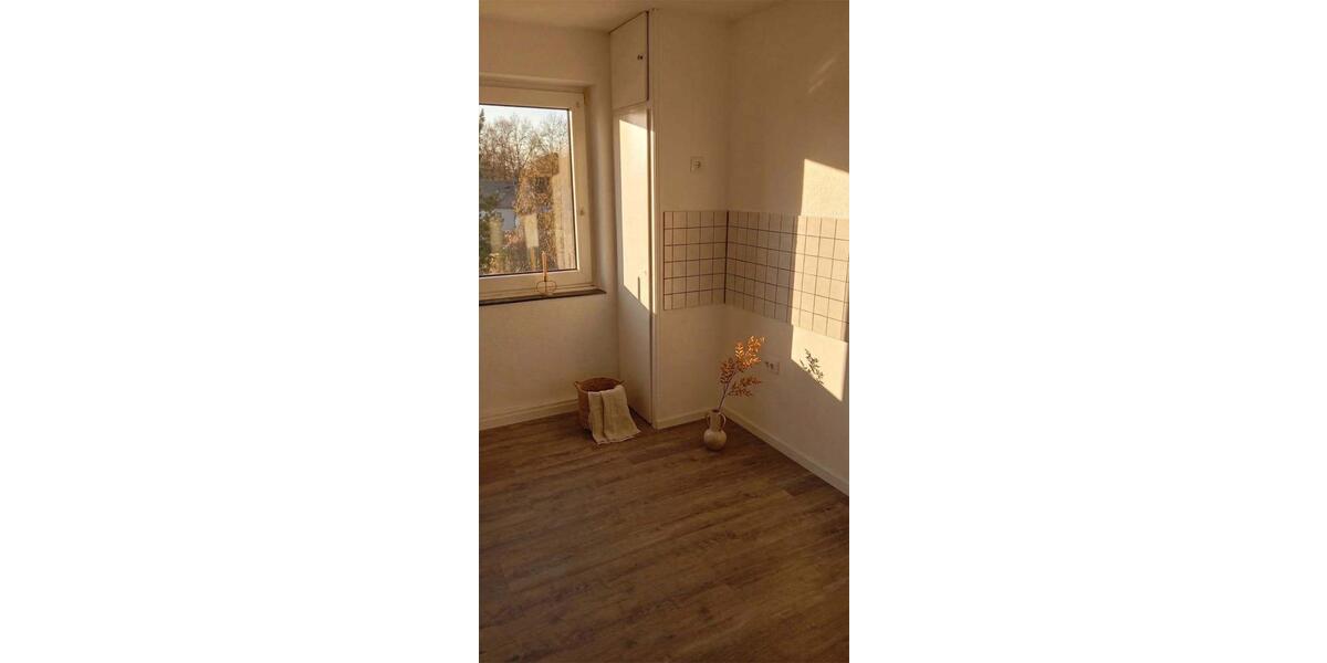 Etagenwohnung Gelsenkirchen Ückendorf - 4 Zimmer, 75 m&sup2;, 562&euro; | Angebot:26199777