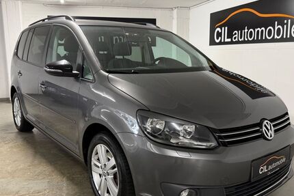 VW Touran 127.230 km 8.890 € Bottrop 46244